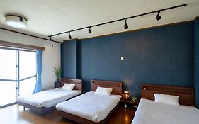 石垣島グループの宿 2216 にじいろ ユーグレナモール内